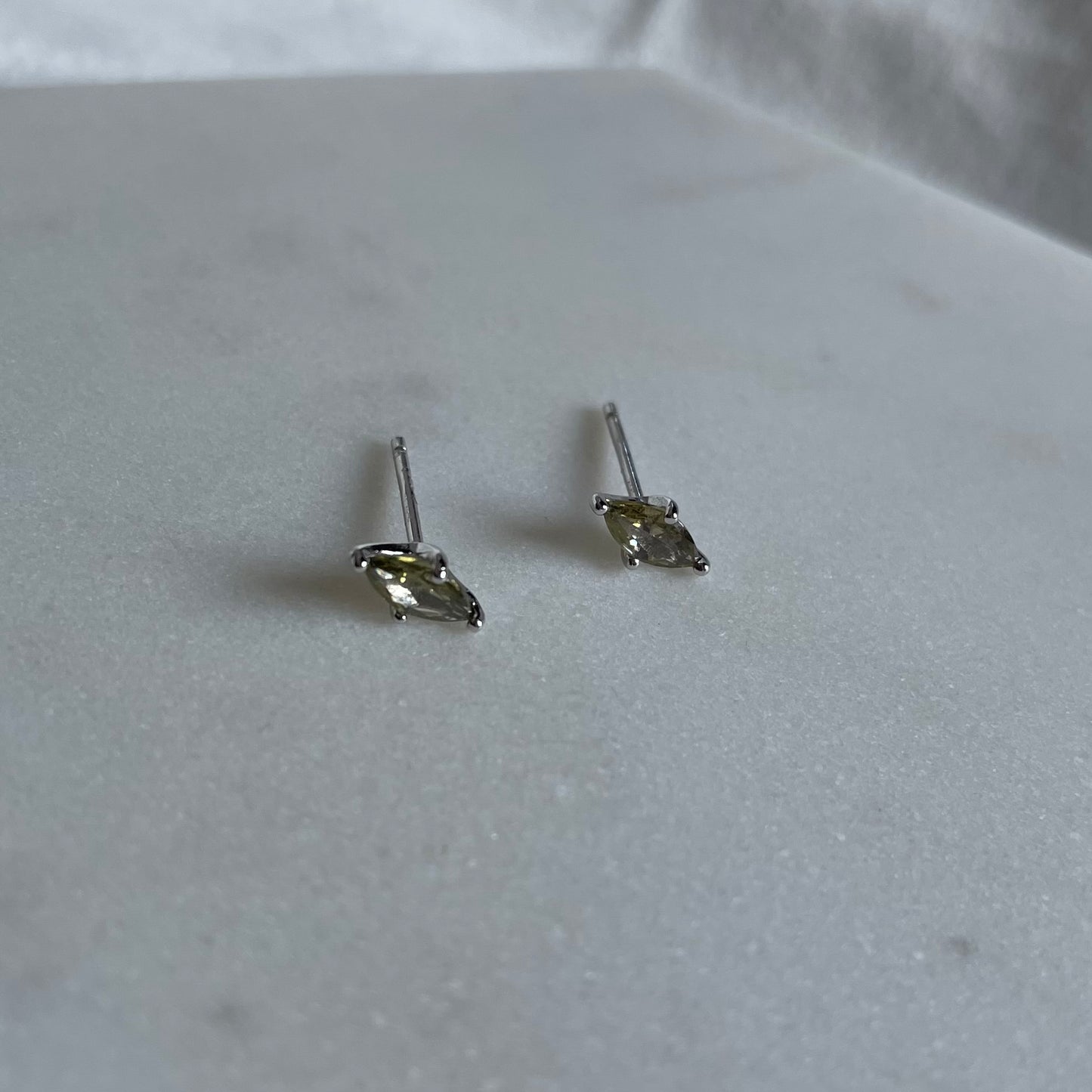 Mini Stud Evermore