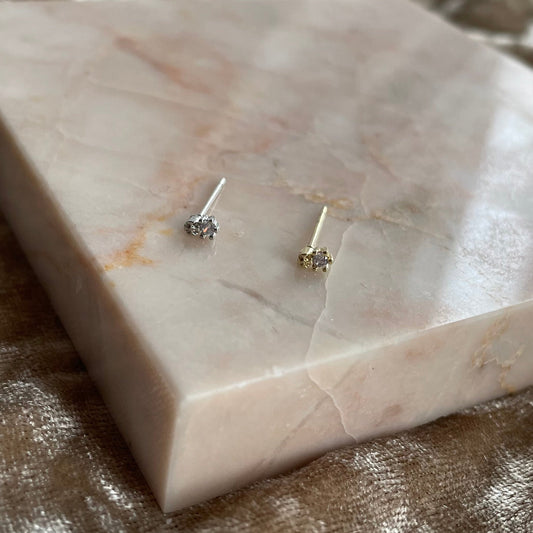 Mini stud Deux