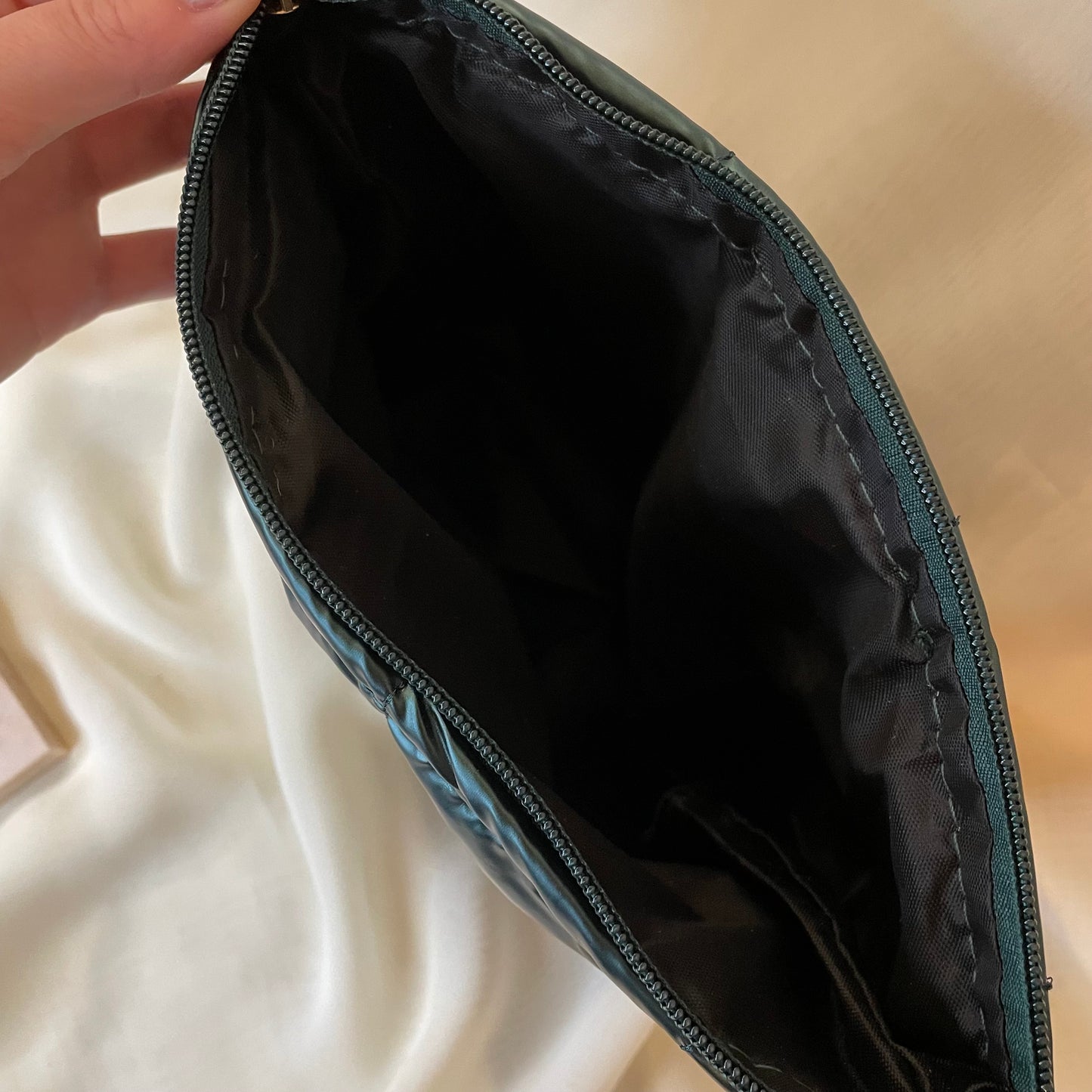 Cushion Pouch Emerald Green